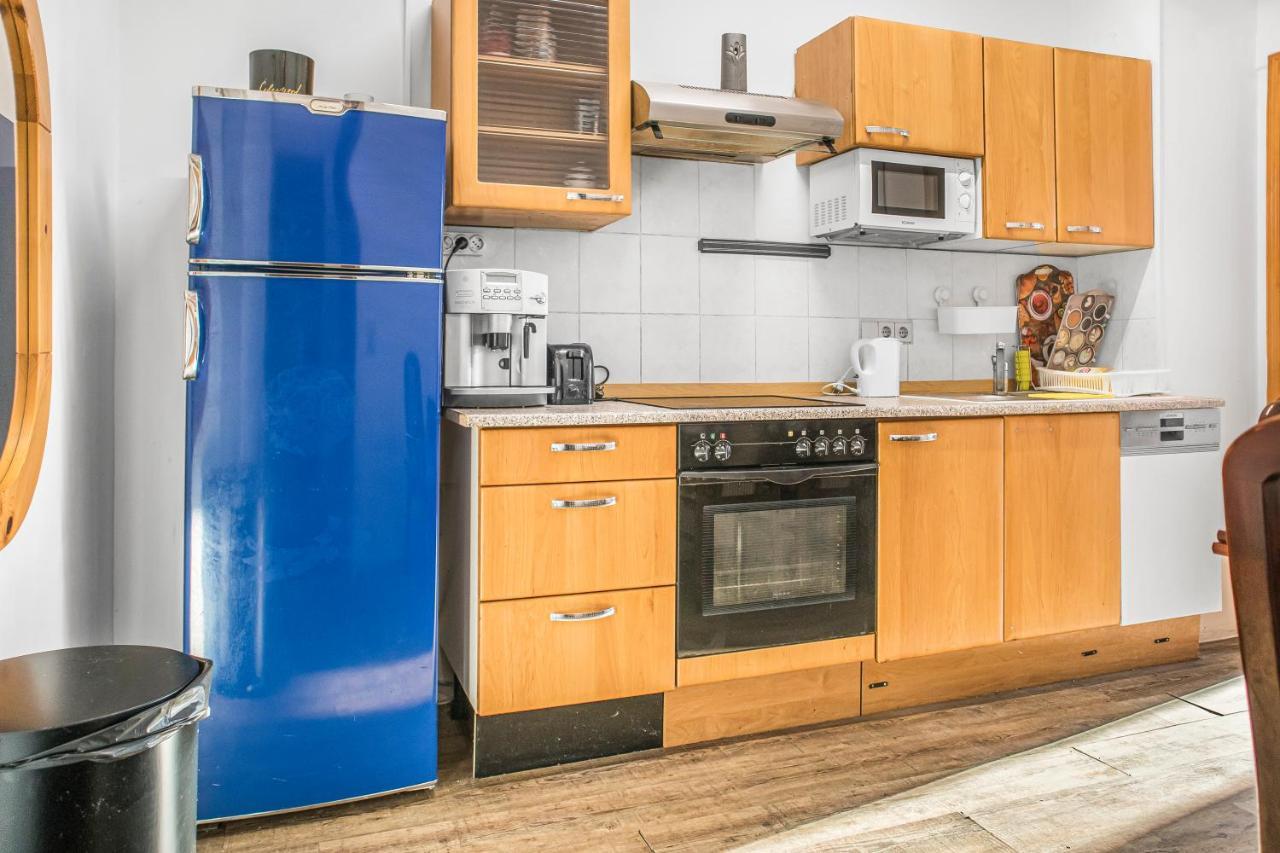 Superb 2br Apt. Very Spacious Near Millenium Tower Wiedeń